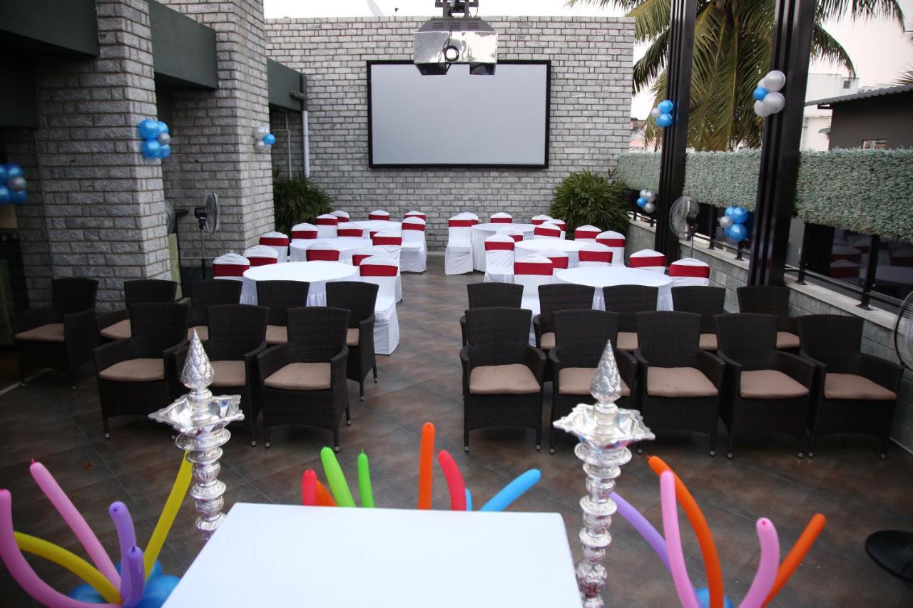 Urvashi Residency Hotel Chennai Exterior photo