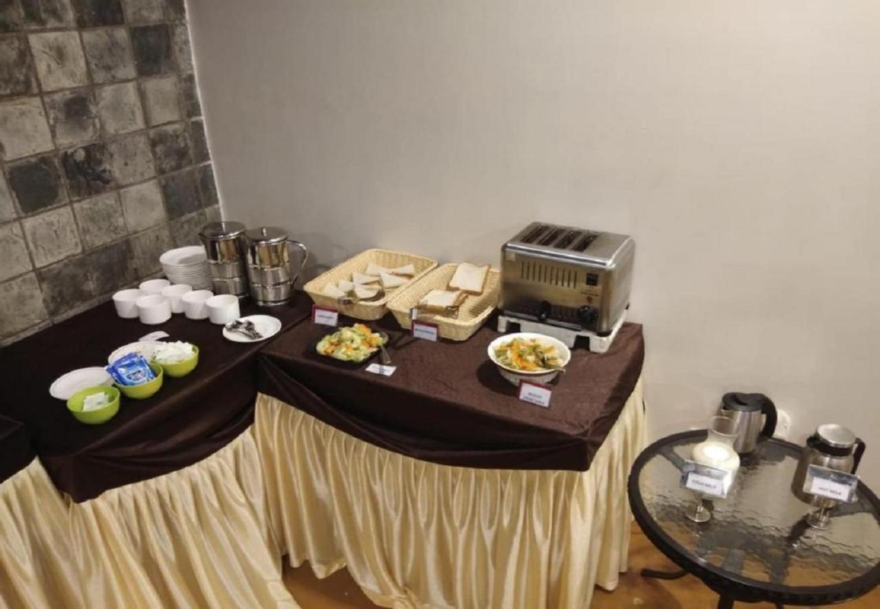 Urvashi Residency Hotel Chennai Exterior photo
