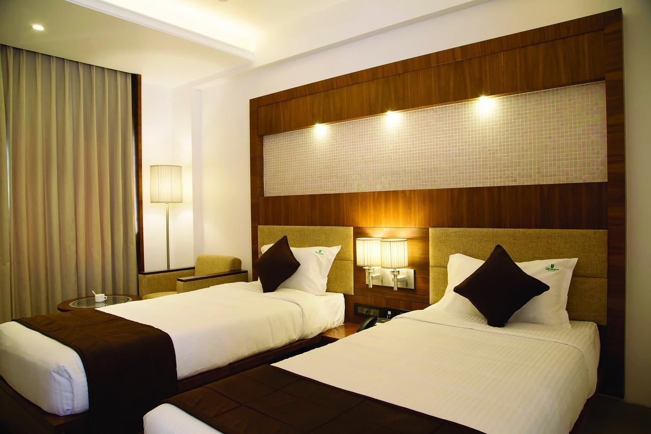 Urvashi Residency Hotel Chennai Exterior photo