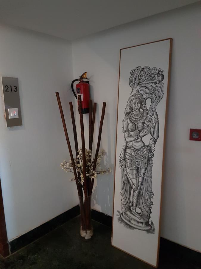 Urvashi Residency Hotel Chennai Exterior photo