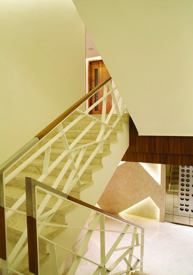 Urvashi Residency Hotel Chennai Exterior photo