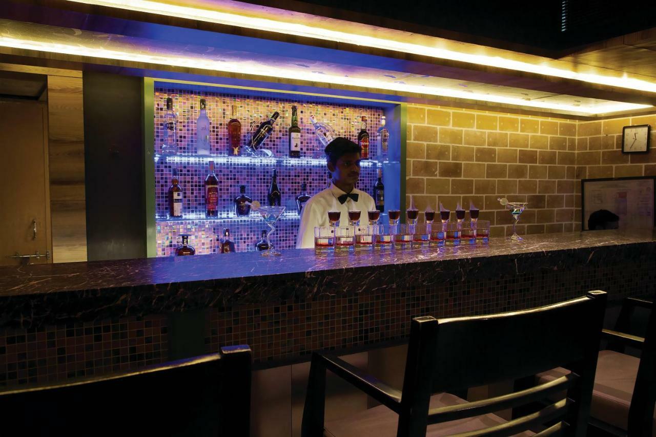 Urvashi Residency Hotel Chennai Exterior photo